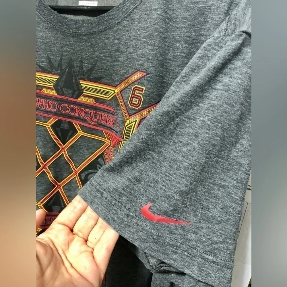 ☔️Nike Gray Dri Fit Lebron James T-shirt